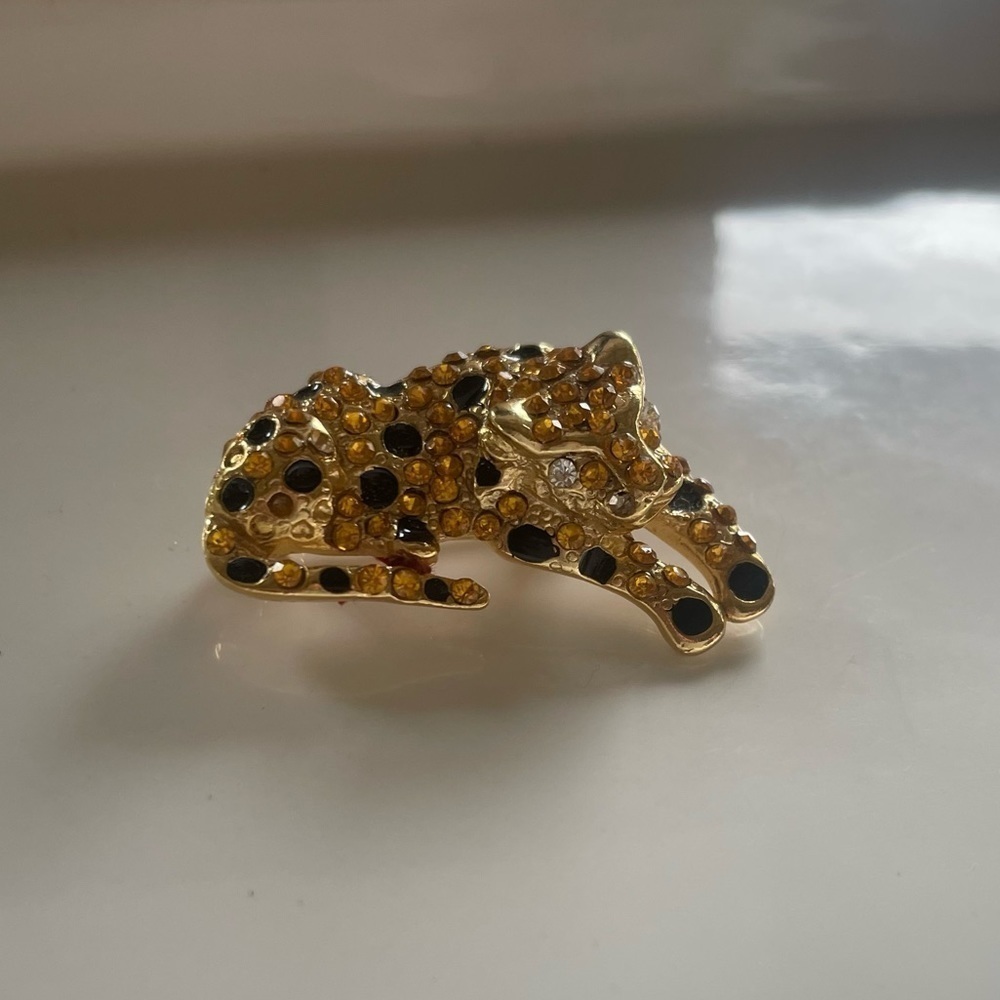 Vintage Gold Tone Jeweled Rhinestone Leopard Brooch Pin Rare Costume Jewelry mcm